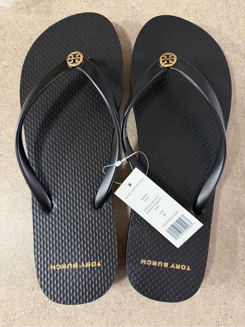 Tory Burch Solid Thin Flip Flops Perfect Black Womens Size 9. NWT